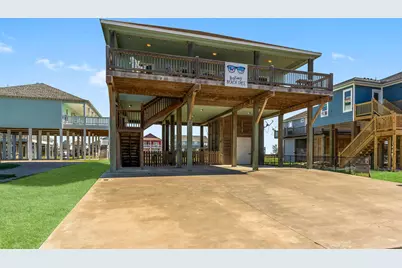 842 Sea Spray Drive, Crystal Beach, TX 77650 - Photo 3