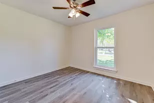 16813 Glen Eagle Dr N, Conroe, TX 77385 - Photo 19