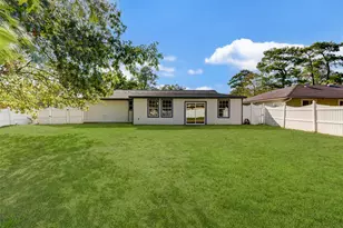 16813 Glen Eagle Dr N, Conroe, TX 77385 - Photo 31