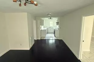 5950 Southville St, Houston, TX 77033 - Photo 3