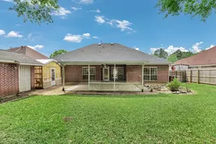 301 Whitehouse Oaks St, Lufkin, TX 75901 - Photo 25