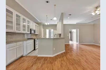 301 Whitehouse Oaks Street, Lufkin, TX 75901 - Photo 15