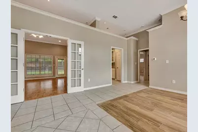 301 Whitehouse Oaks Street, Lufkin, TX 75901 - Photo 11