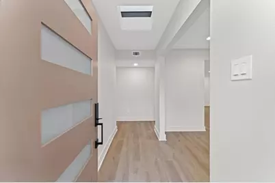 10607 Overbrook Lane, Houston, TX 77042 - Photo 3