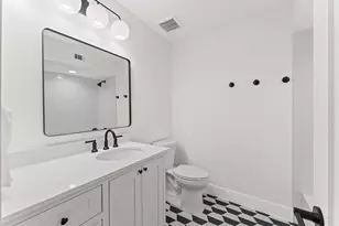 10607 Overbrook Ln, Houston, TX 77042 - Photo 21