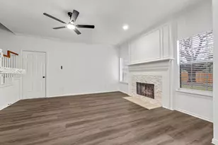 1502 Mabry Mill Rd, Houston, TX 77062 - Photo 11