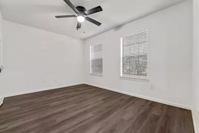 1502 Mabry Mill Road, Houston, TX 77062 - Photo 25