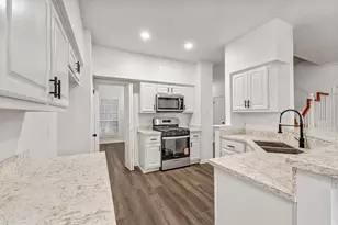 1502 Mabry Mill Rd, Houston, TX 77062 - Photo 7