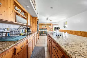 302 Palm Dr, Liverpool, TX 77577 - Photo 11