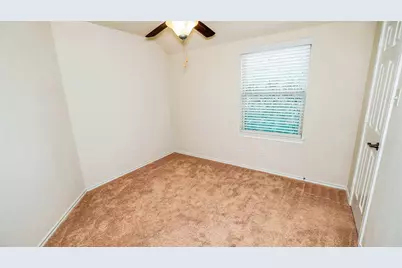 6475 Calgary Woods Lane, Katy, TX 77494 - Photo 13