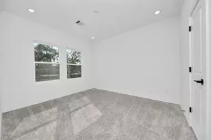 4802 Elysian St, Houston, TX 77009 - Photo 5