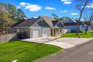 308 Resort Dr, Livingston, TX 77351 - Photo 5