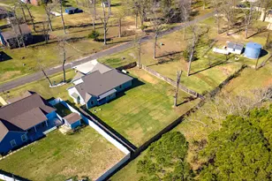 308 Resort Dr, Livingston, TX 77351 - Photo 31