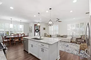 704 Water St, Webster, TX 77598 - Photo 5