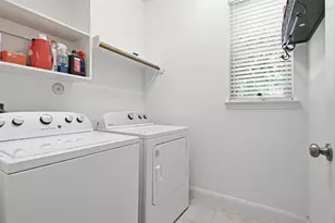 704 Water St, Webster, TX 77598 - Photo 21
