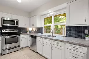 2421 W Settler's Way, The Woodlands, TX 77380 - Photo 17