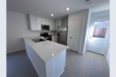 16727 Largetooth Aspen Lane, New Caney, TX 77357 - Photo 3