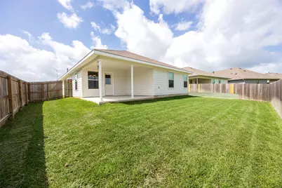 802 Legrand Street, Brenham, TX 77833 - Photo 15