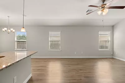 802 Legrand Street, Brenham, TX 77833 - Photo 5
