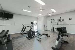 11111 W Montgomery Rd, Houston, TX 77088 - Photo 7