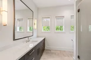 11703 Flintwood Dr, Houston, TX 77024 - Photo 37