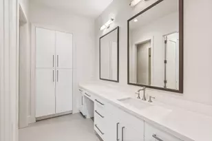 11703 Flintwood Dr, Houston, TX 77024 - Photo 33