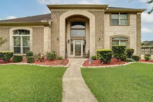 422 Old Orchard Dr, Dickinson, TX 77539 - Photo 3