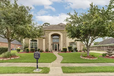 422 Old Orchard Drive, Dickinson, TX 77539 - Photo 1