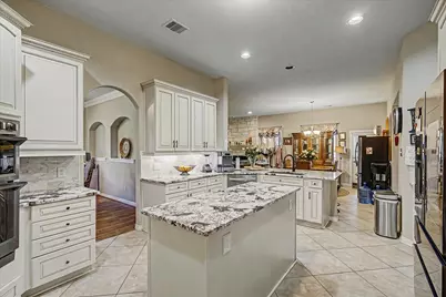 422 Old Orchard Drive, Dickinson, TX 77539 - Photo 15
