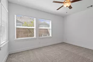 5250 Big Dipper Dr, Iowa Colony, TX 77583 - Photo 9