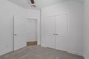 5250 Big Dipper Dr, Iowa Colony, TX 77583 - Photo 13