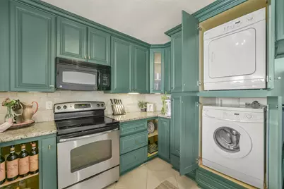 2333 Bering Dr Drive #322, Houston, TX 77057 - Photo 9
