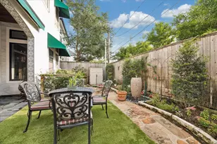 1525 Early Ln, Houston, TX 77055 - Photo 33