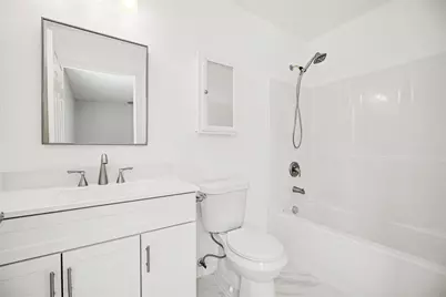 326 S Bell Drive, Texas City, TX 77591 - Photo 11