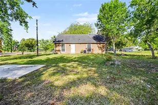 326 S Bell Dr, Texas City, TX 77591 - Photo 17