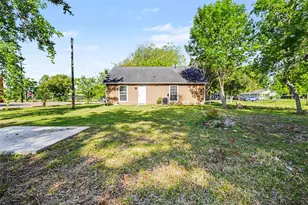 326 S Bell Dr, Texas City, TX 77591 - Photo 17