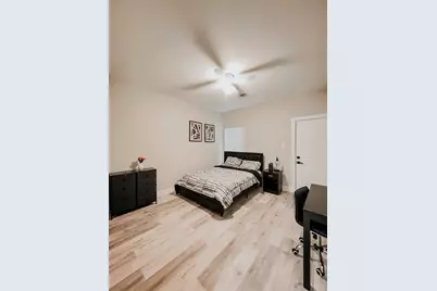 1026 Clinton Park Street #B, Houston, TX 77029 - Photo 3