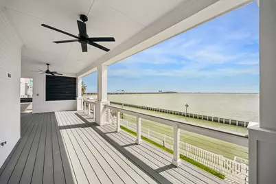 403 Hana Drive, Tiki Island, TX 77554 - Photo 31
