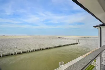 403 Hana Drive, Tiki Island, TX 77554 - Photo 33