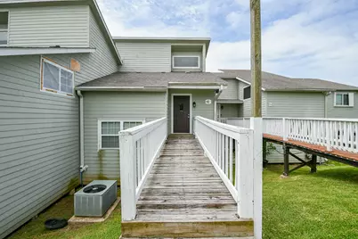 325 Carolcrest Lane #3, Livingston, TX 77351 - Photo 7