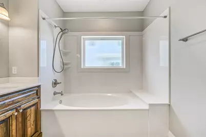 425 Jeanie Lynn Circle, Tiki Island, TX 77554 - Photo 25