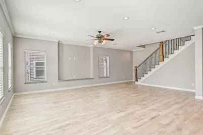 425 Jeanie Lynn Circle, Tiki Island, TX 77554 - Photo 11