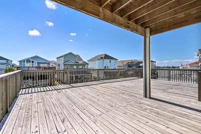 425 Jeanie Lynn Circle, Tiki Island, TX 77554 - Photo 39