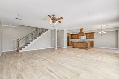 425 Jeanie Lynn Circle, Tiki Island, TX 77554 - Photo 13