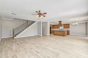 425 Jeanie Lynn Circle, Tiki Island, TX 77554 - Photo 13