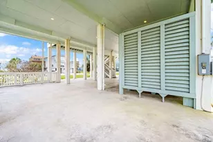 4210 Sandpiper, Galveston, TX 77554 - Photo 5