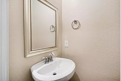 1023 Green Kensington Drive, Houston, TX 77008 - Photo 7