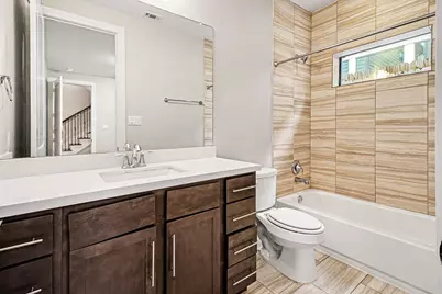1023 Green Kensington Drive, Houston, TX 77008 - Photo 5