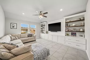 5650 Pleasant Falls Dr, Richmond, TX 77407 - Photo 9