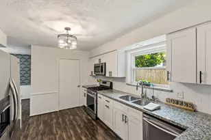 4826 Caris St, Houston, TX 77091 - Photo 13